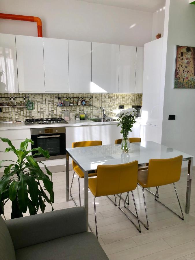 Intero Appartamento Lgbtq+ Zona Loreto Milaan Buitenkant foto