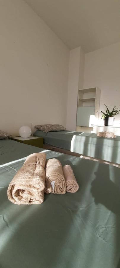 Intero Appartamento Lgbtq+ Zona Loreto Milaan Buitenkant foto